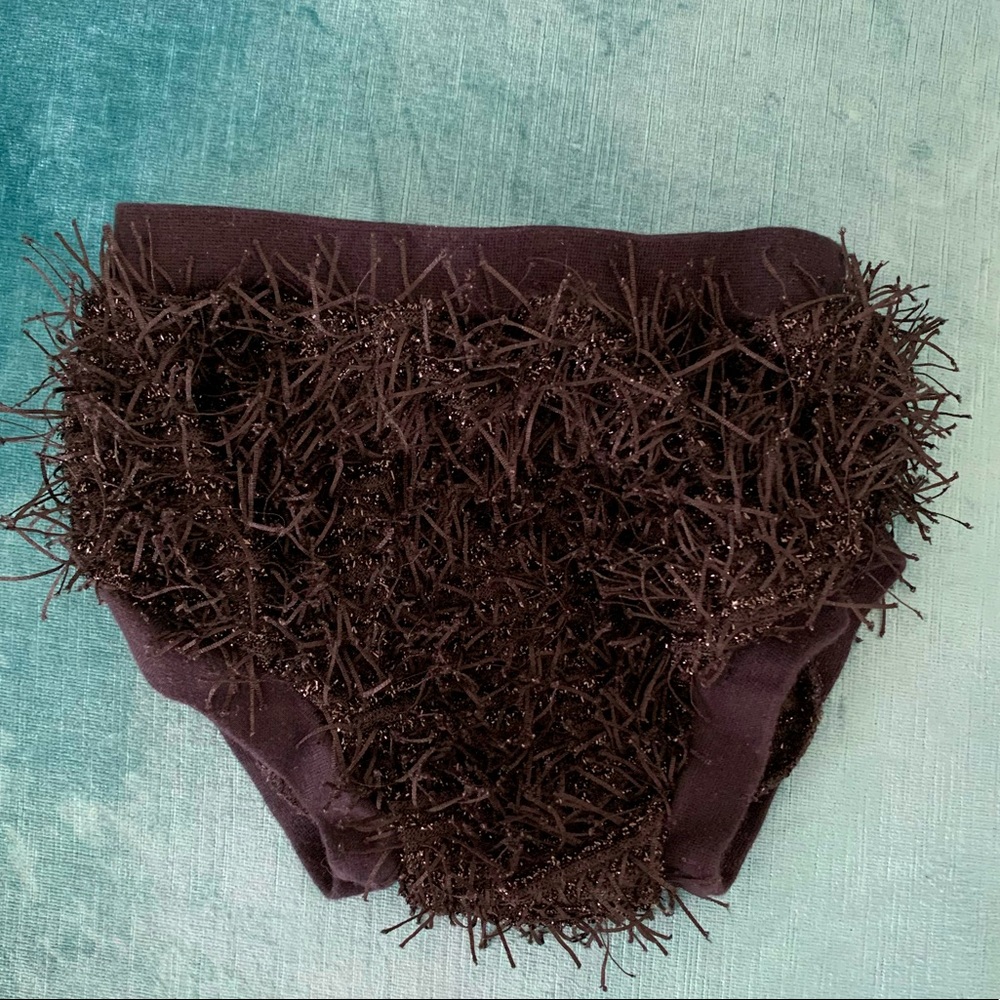 Cute black fringe shorties! 5years